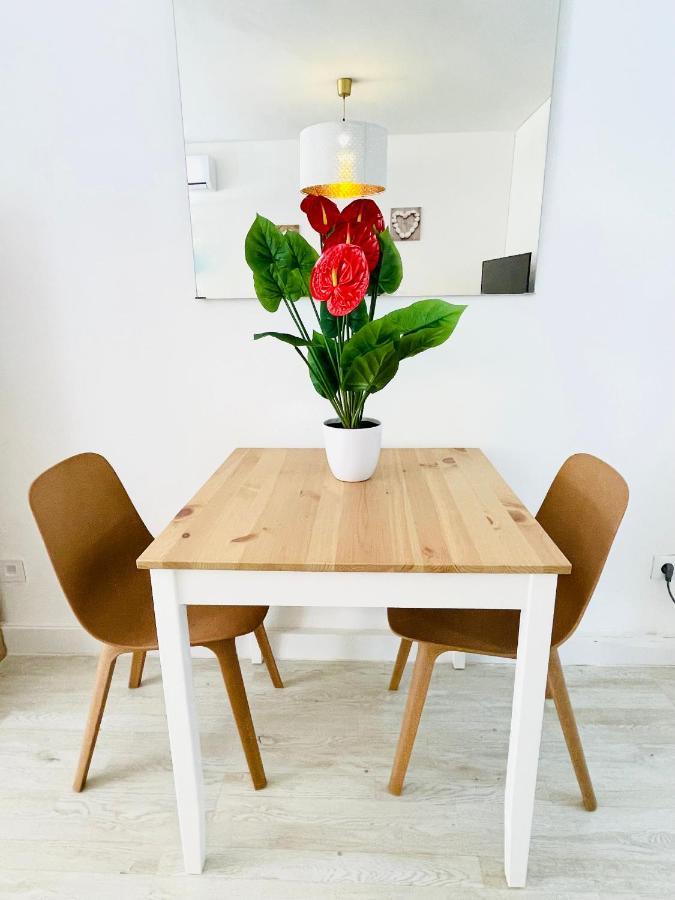 Bonito Apartamento Junto A Playa Centro 푸엔히롤라 외부 사진