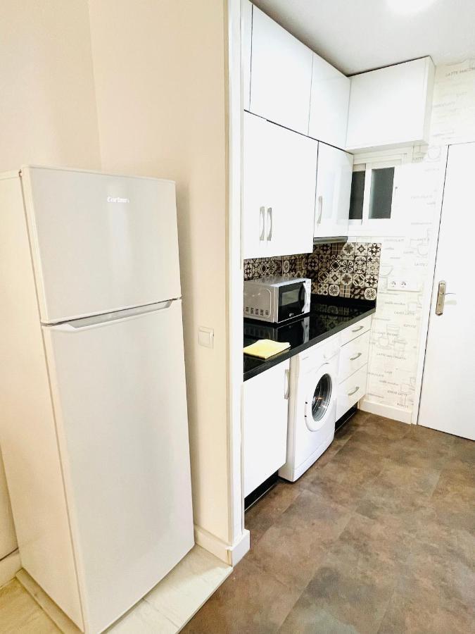 Bonito Apartamento Junto A Playa Centro 푸엔히롤라 외부 사진