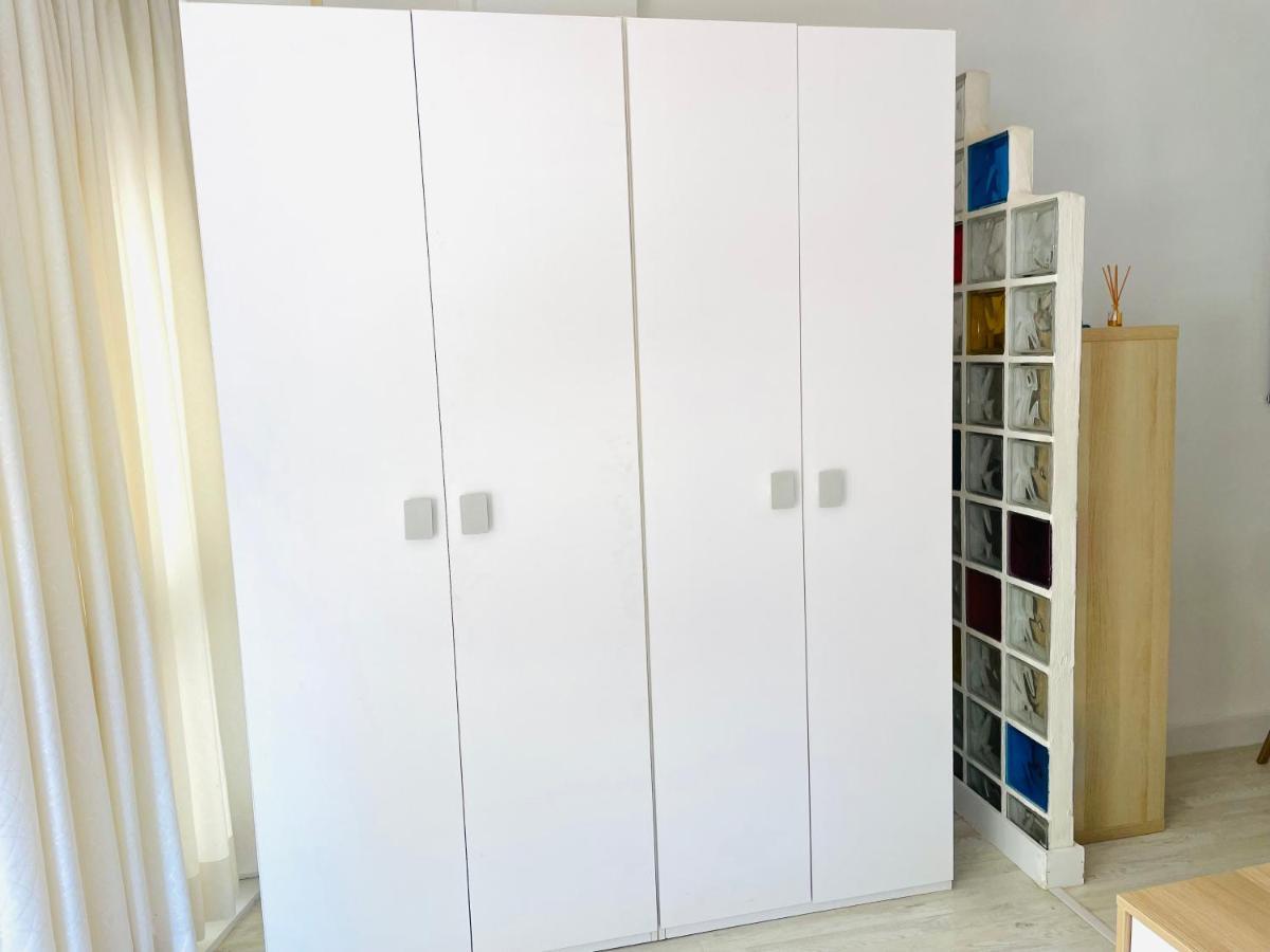 Bonito Apartamento Junto A Playa Centro 푸엔히롤라 외부 사진