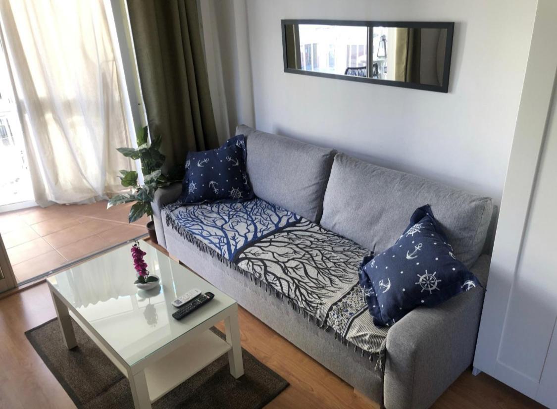 Bonito Apartamento Junto A Playa Centro 푸엔히롤라 외부 사진