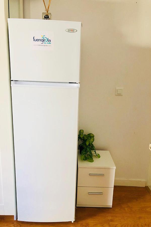 Bonito Apartamento Junto A Playa Centro 푸엔히롤라 외부 사진