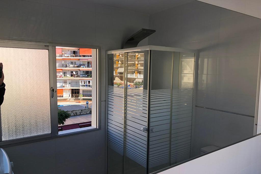 Bonito Apartamento Junto A Playa Centro 푸엔히롤라 외부 사진