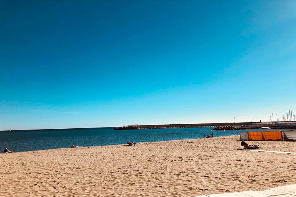 Bonito Apartamento Junto A Playa Centro 푸엔히롤라 외부 사진